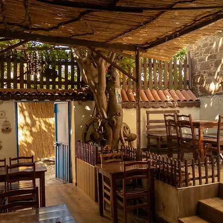 Tarihi Konagi Antikhan Homestay *