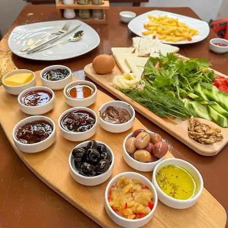 Tarihi Konagi Antikhan Homestay szállás Ayvalı